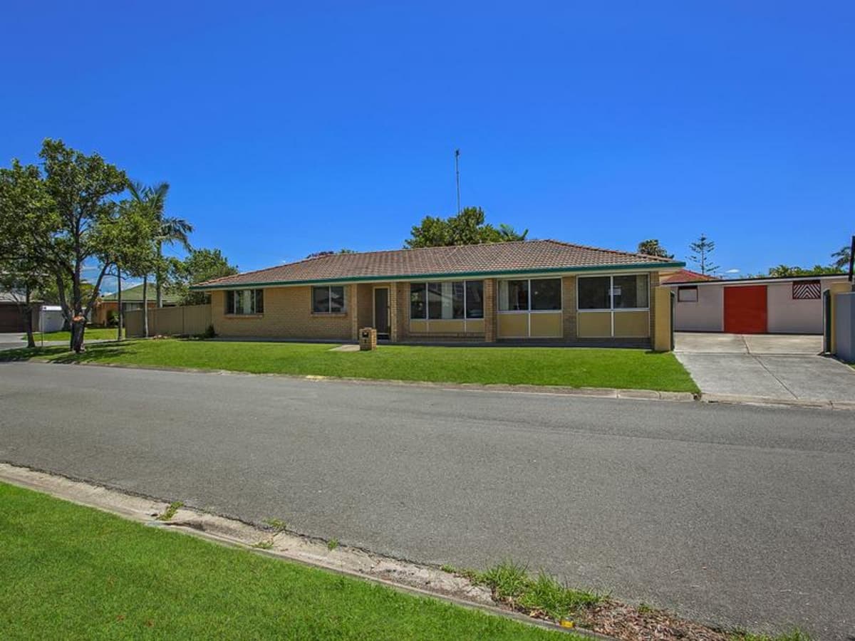 50 Bluejay Street, BURLEIGH WATERS, Burleigh Waters - Image 1