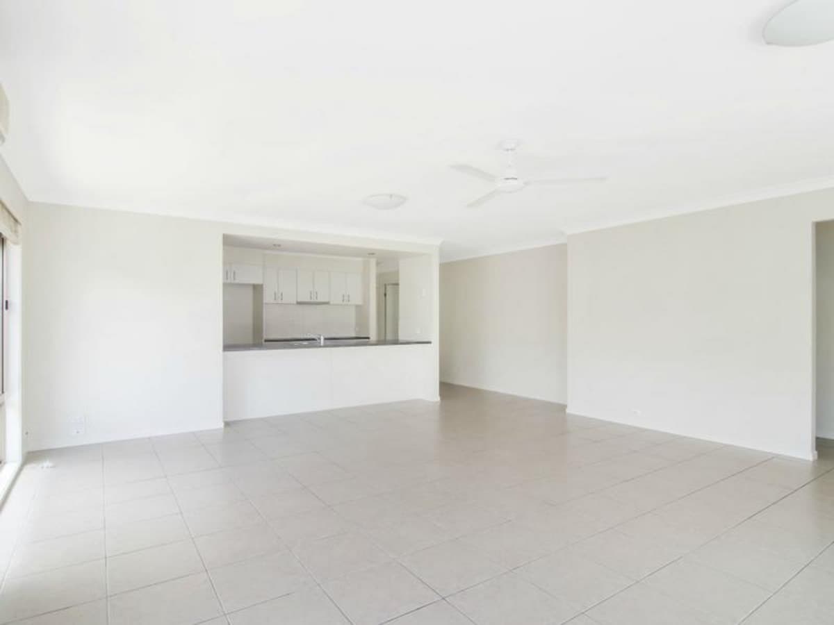 4 Kingair Road, UPPER COOMERA, Upper Coomera - Image 1