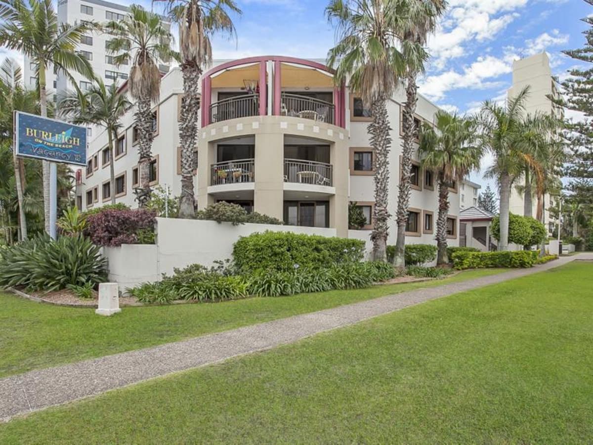 2/5 Fourth Avenue, BURLEIGH HEADS, Burleigh Heads - Image 1