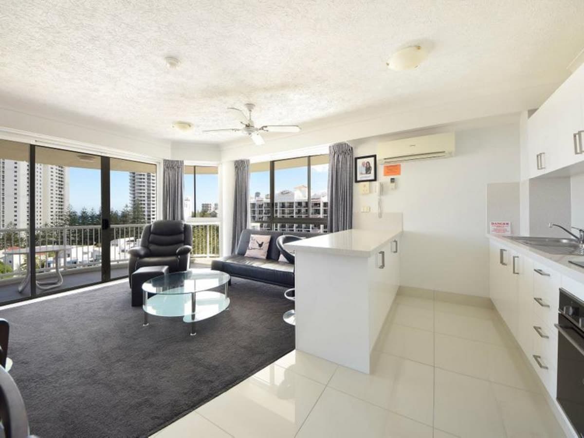 86/210 Surf Parade, SURFERS PARADISE, Surfers Paradise - Image 1
