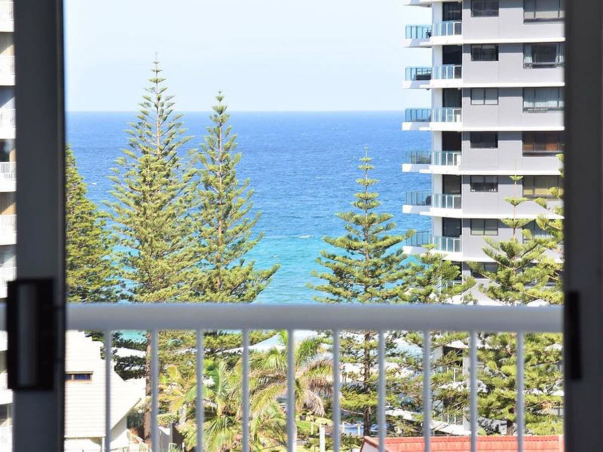 86/210 Surf Parade, SURFERS PARADISE, Surfers Paradise - Thumbnail 2