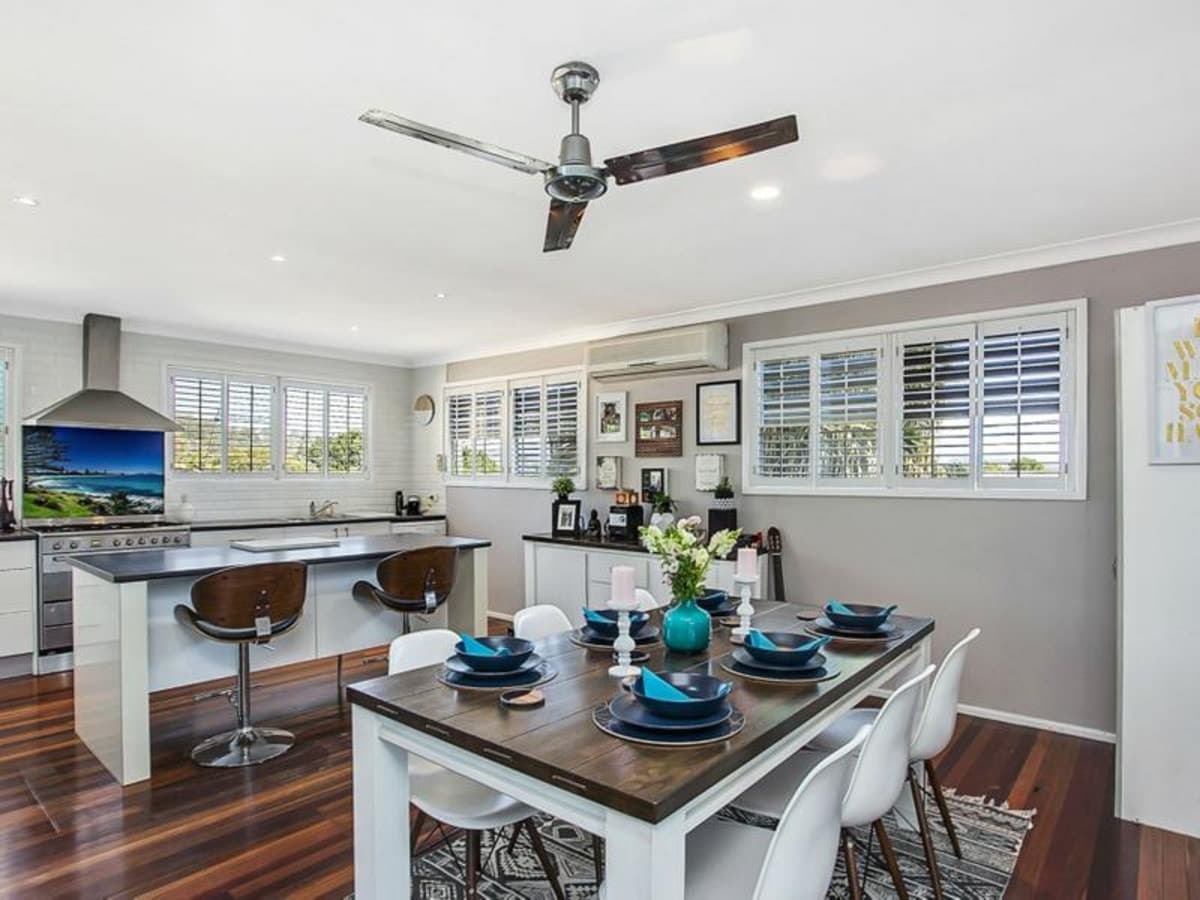 106 West Burleigh Road, BURLEIGH HEADS, Burleigh Heads - Thumbnail 3