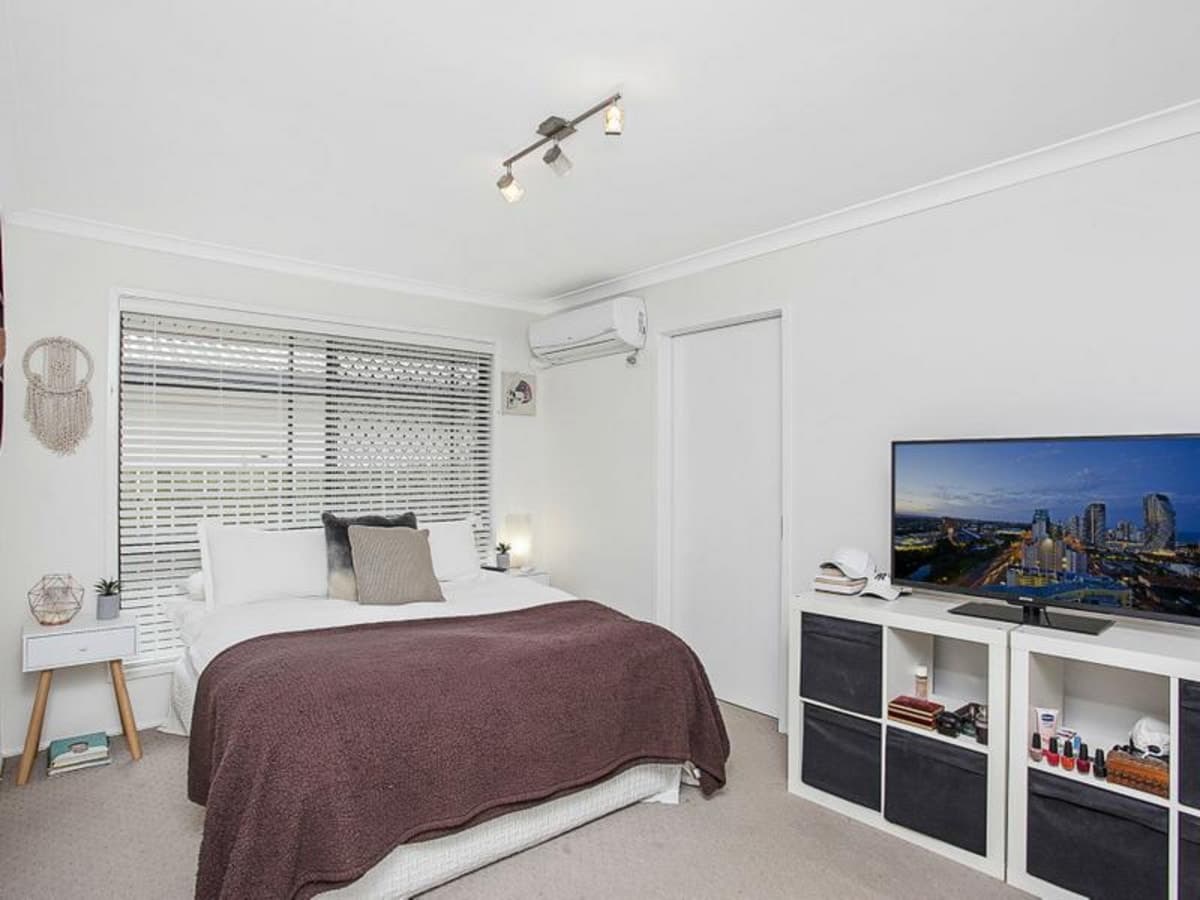 2/19 Sunbird Street, BURLEIGH WATERS, Burleigh Waters - Thumbnail 6