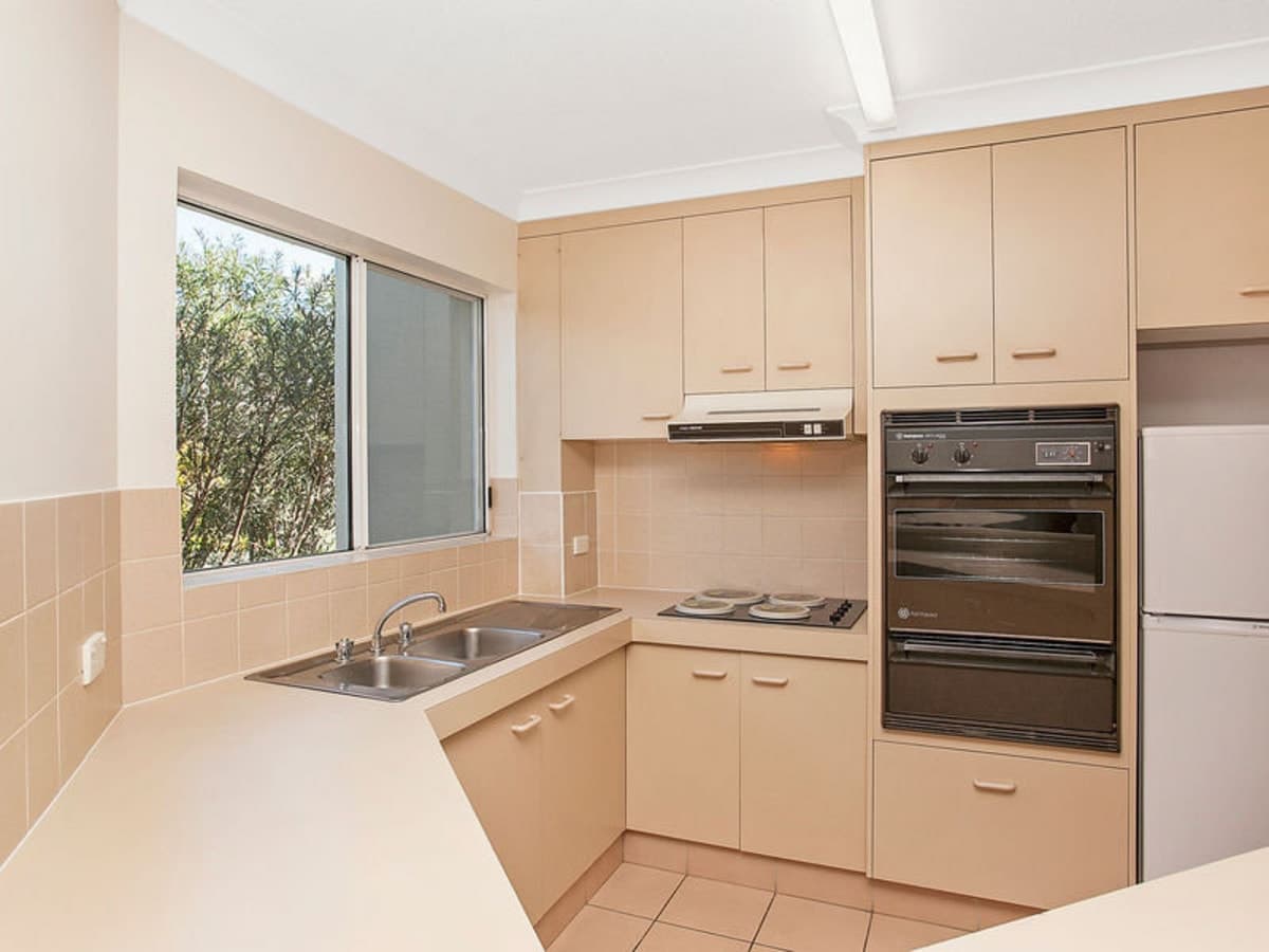 221/19 Burleigh Street, BURLEIGH HEADS, Burleigh Heads - Thumbnail 2