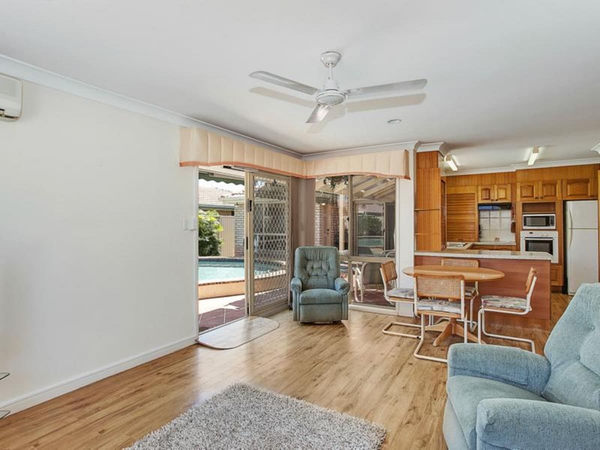 10 Myna Way, BURLEIGH WATERS, Burleigh Waters - Thumbnail 5
