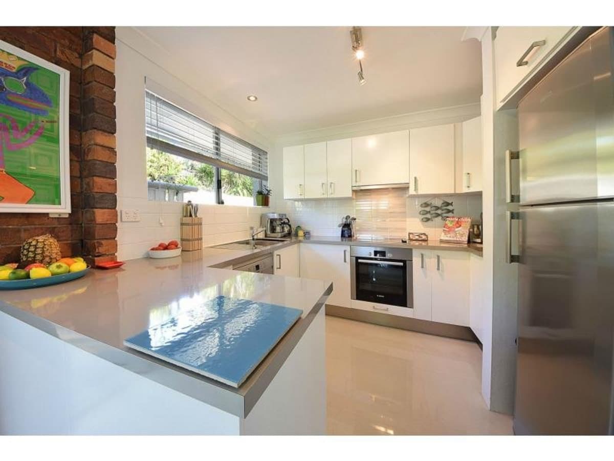 1/8 Russell Court, MIAMI, Miami - Thumbnail 3