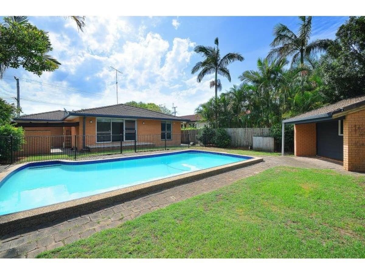 63 Alec Avenue, MERMAID WATERS, Mermaid Waters - Image 1