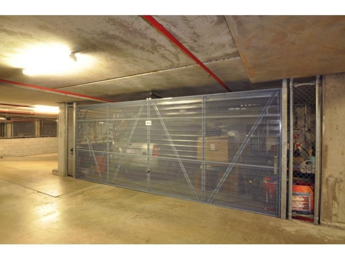 2049/1 Ocean Street, BURLEIGH HEADS, Burleigh Heads - Thumbnail 2