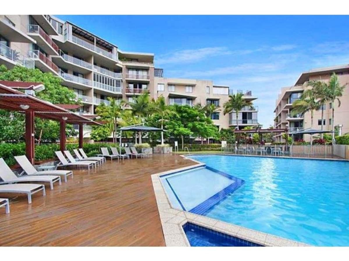 2037/1 Ocean Street, BURLEIGH HEADS, Burleigh Heads - Thumbnail 2