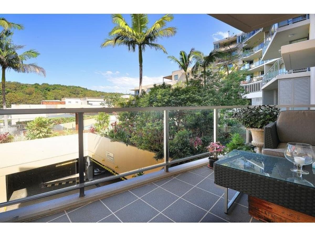 2037/1 Ocean Street, BURLEIGH HEADS, Burleigh Heads - Thumbnail 5