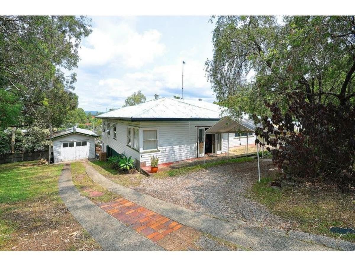 214 Ocean Parade, BURLEIGH HEADS, Burleigh Heads - Image 1