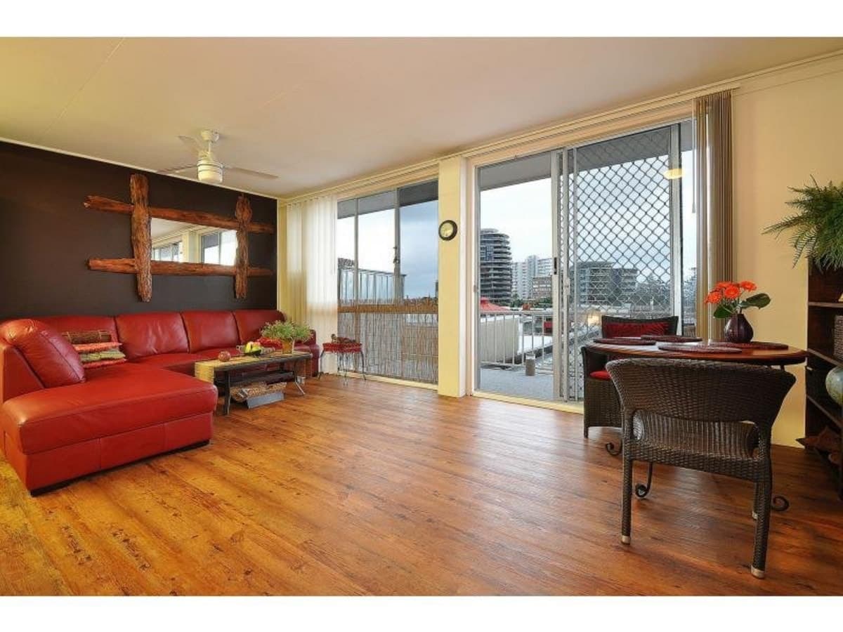 15/31 Connor Street, BURLEIGH HEADS, Burleigh Heads - Image 1
