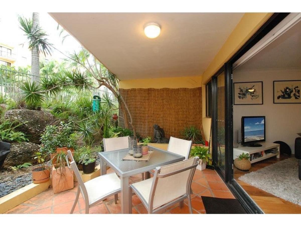 B2/1 Great Hall Drive, MIAMI, Miami - Image 1