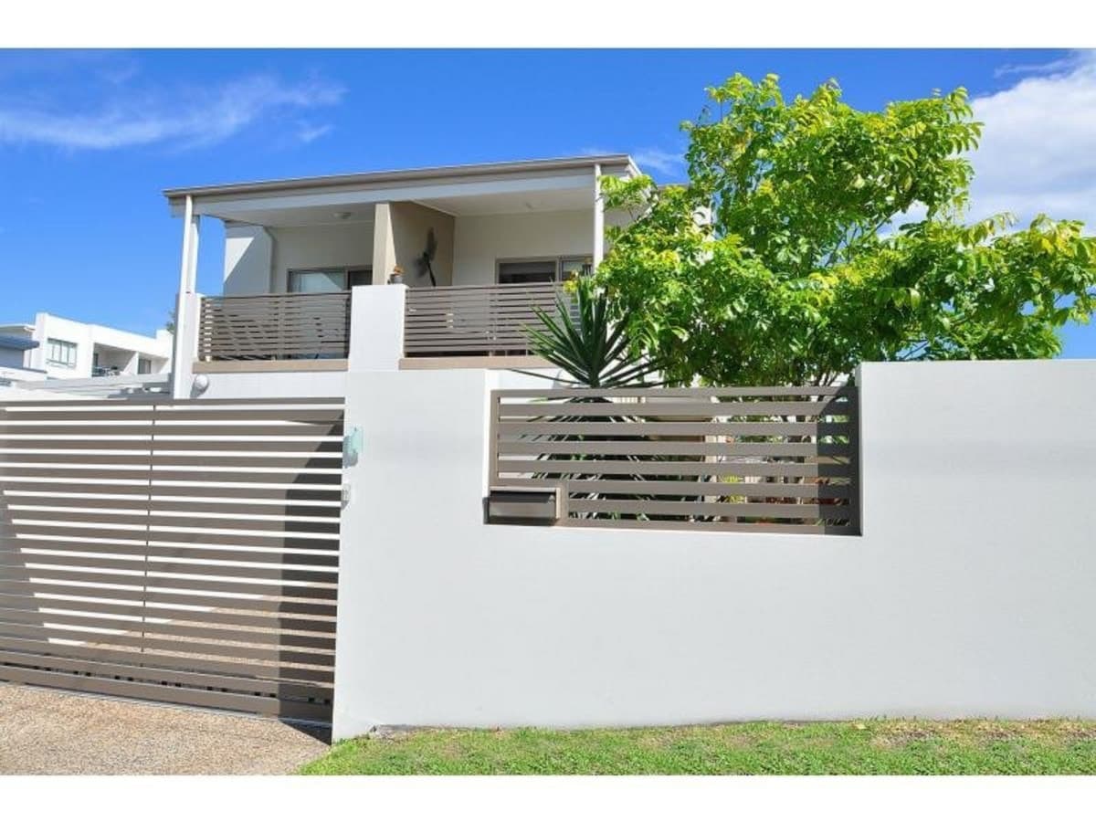 2/41 Dolphin Avenue, MERMAID BEACH, Mermaid Beach - Image 1