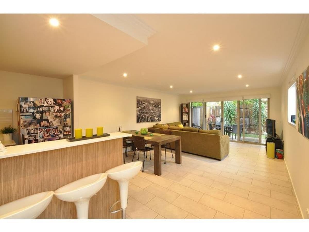 2/41 Dolphin Avenue, MERMAID BEACH, Mermaid Beach - Thumbnail 4