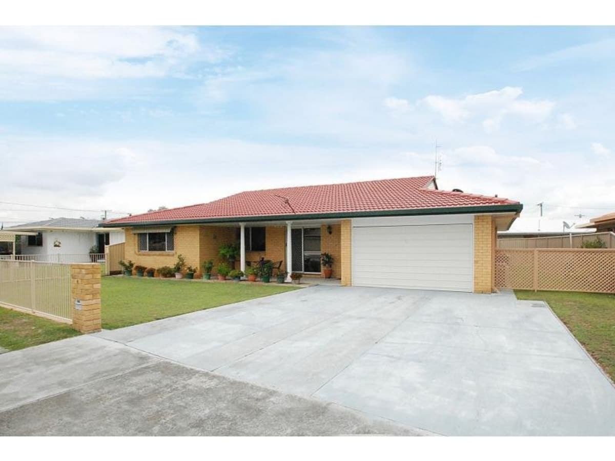6 Le Mans Drive, MERMAID WATERS, Mermaid Waters - Thumbnail 2