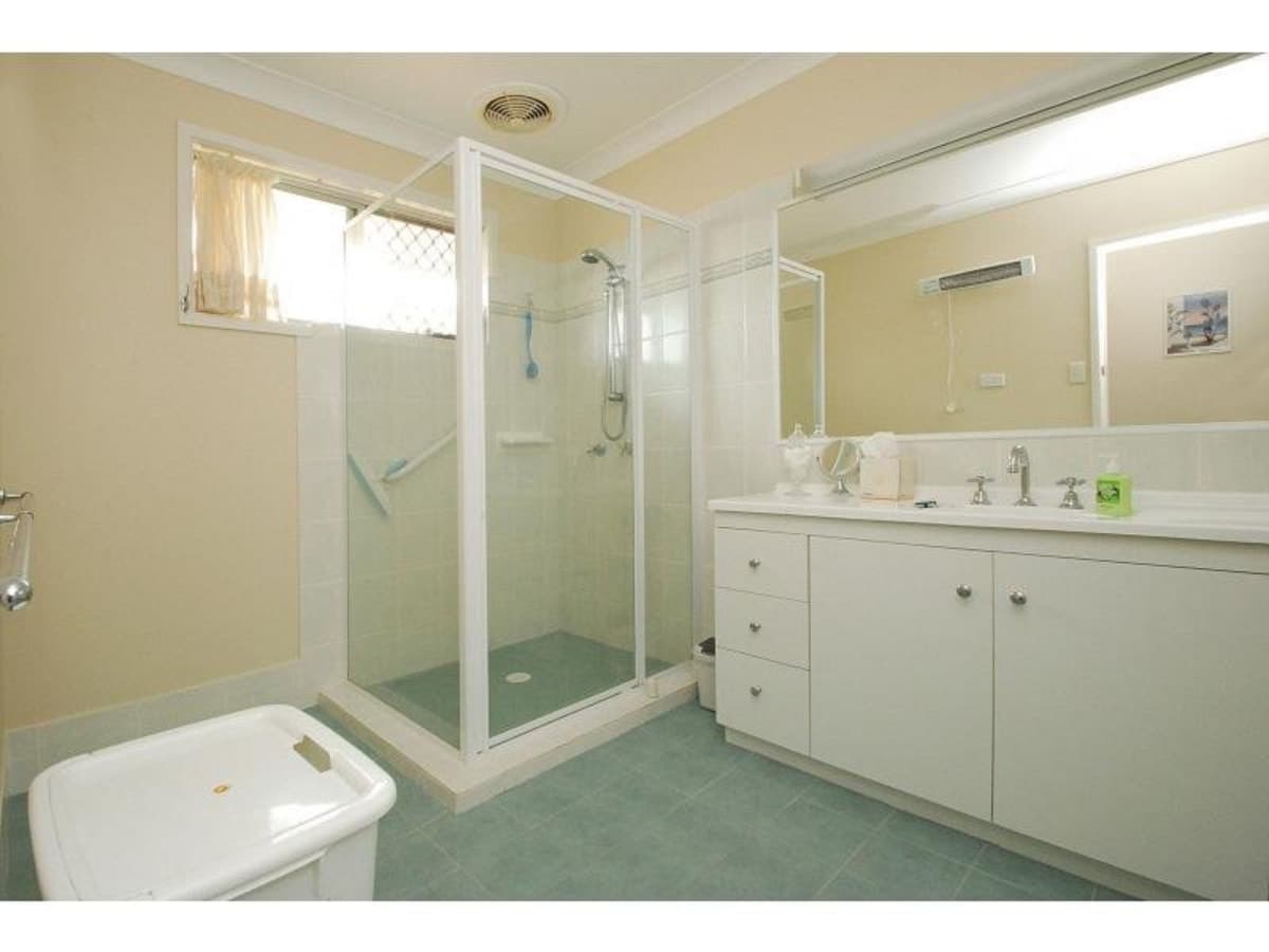 6 Le Mans Drive, MERMAID WATERS, Mermaid Waters - Thumbnail 7