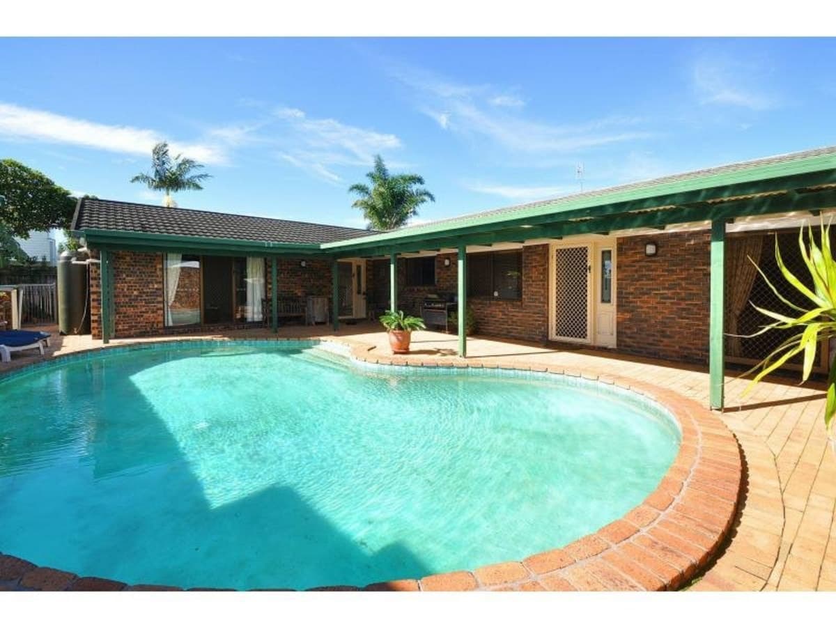 17 Bellbird Avenue, BURLEIGH WATERS, Burleigh Waters - Image 1