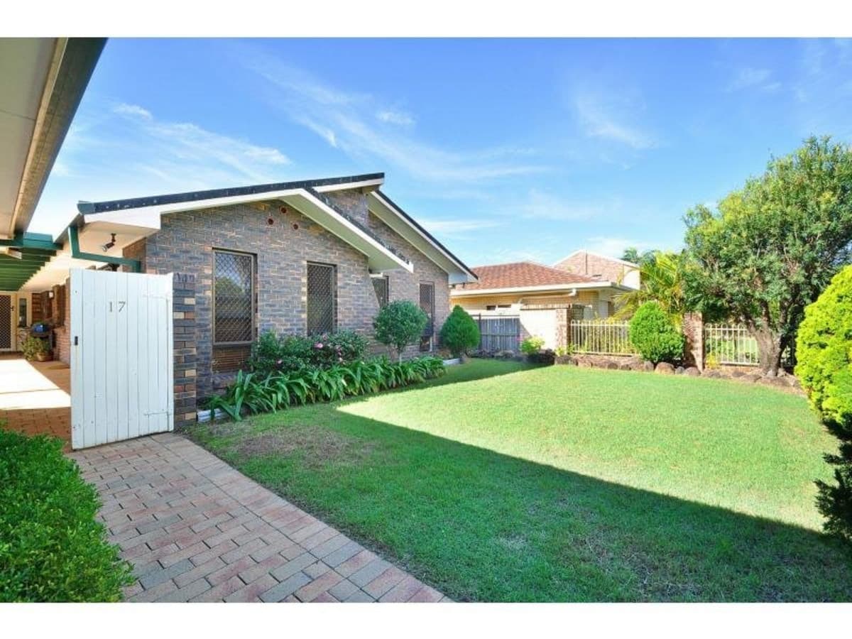 17 Bellbird Avenue, BURLEIGH WATERS, Burleigh Waters - Thumbnail 5
