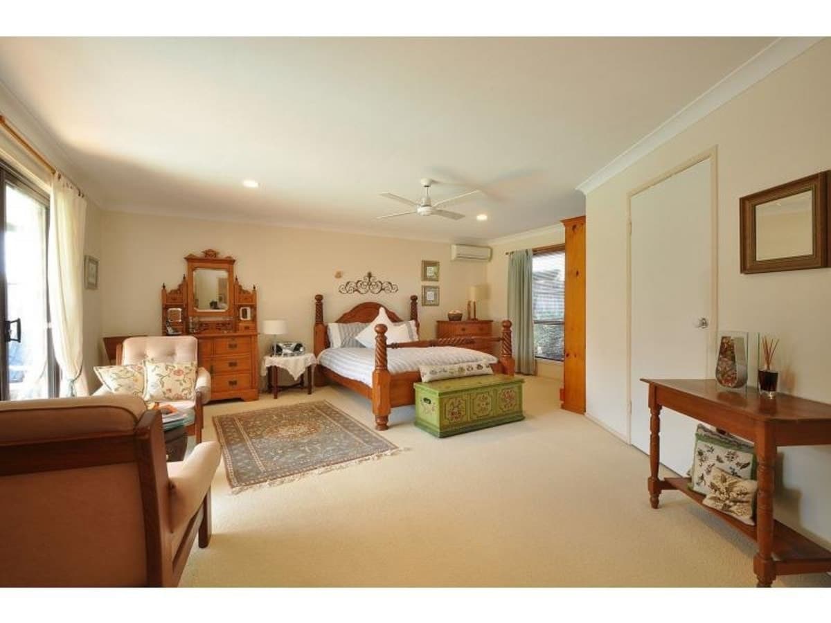 17 Bellbird Avenue, BURLEIGH WATERS, Burleigh Waters - Thumbnail 7