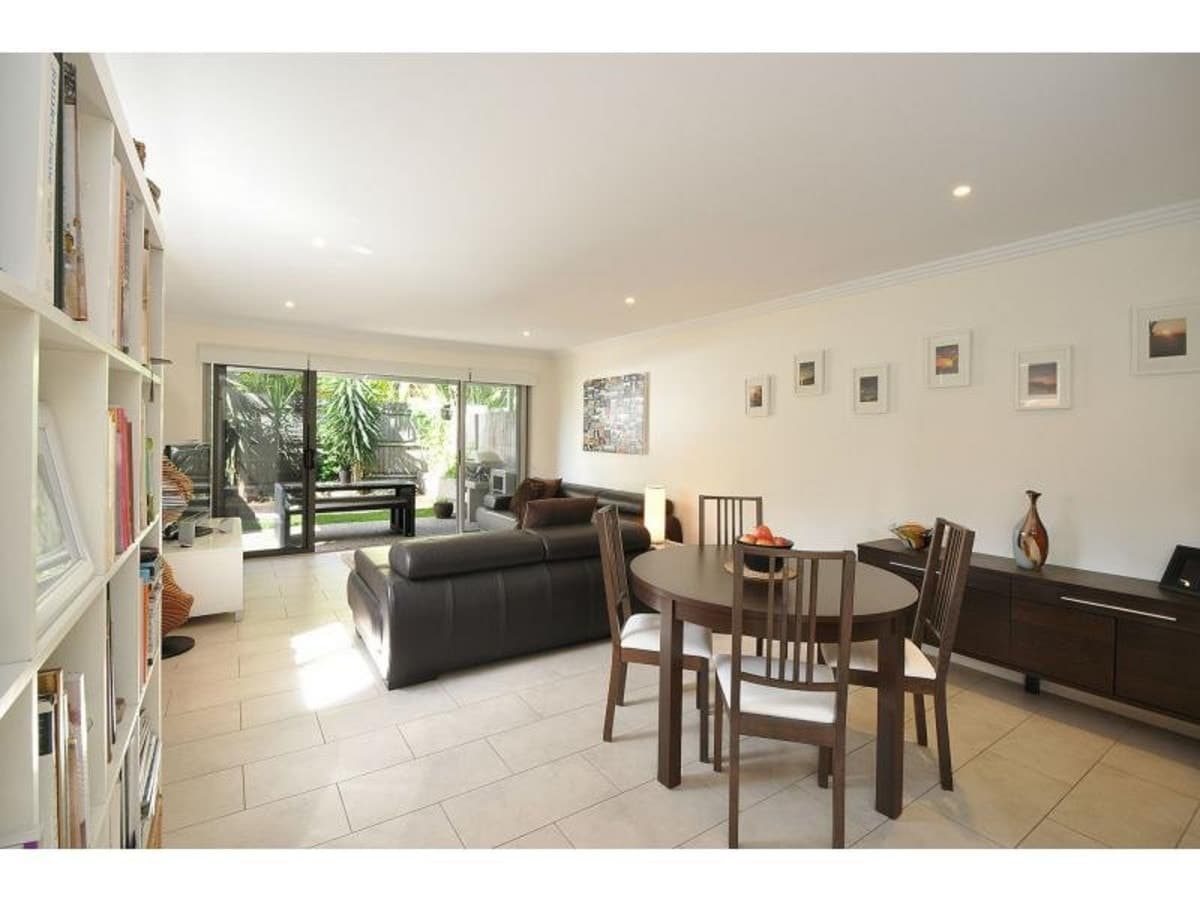 1/41 Dolphin Avenue, MERMAID BEACH, Mermaid Beach - Thumbnail 2
