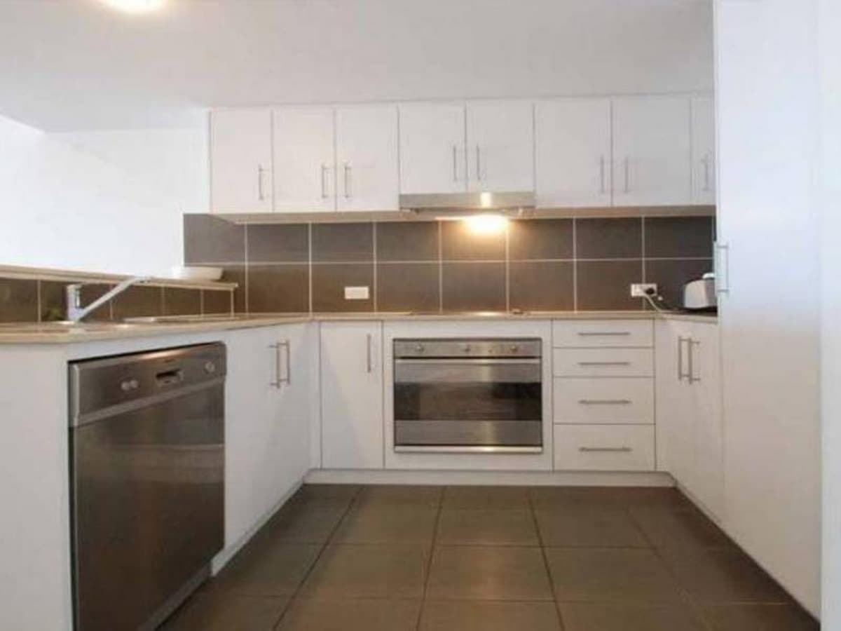 1029/1 Ocean Street, BURLEIGH HEADS, Burleigh Heads - Thumbnail 3