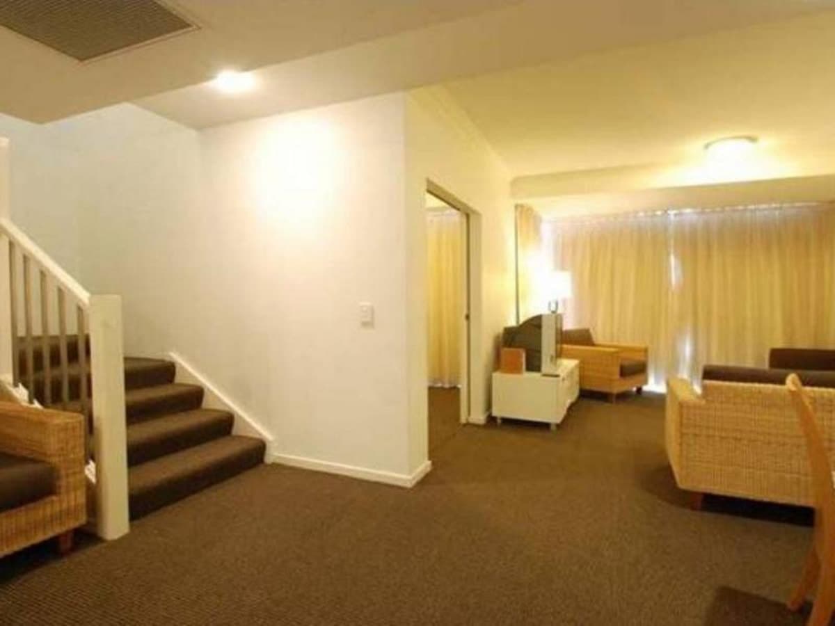1029/1 Ocean Street, BURLEIGH HEADS, Burleigh Heads - Thumbnail 6