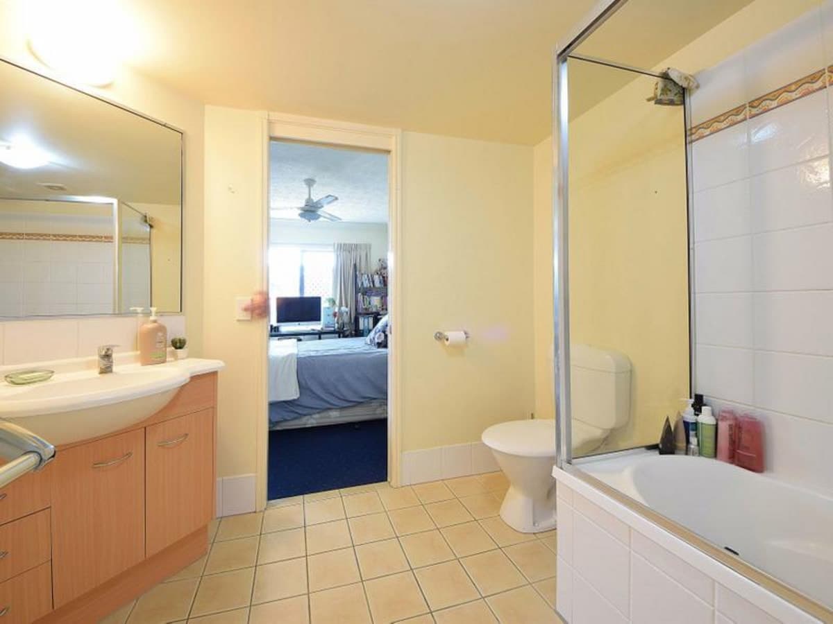 239/2360 Gold Coast Highway, MERMAID BEACH, Mermaid Beach - Thumbnail 5