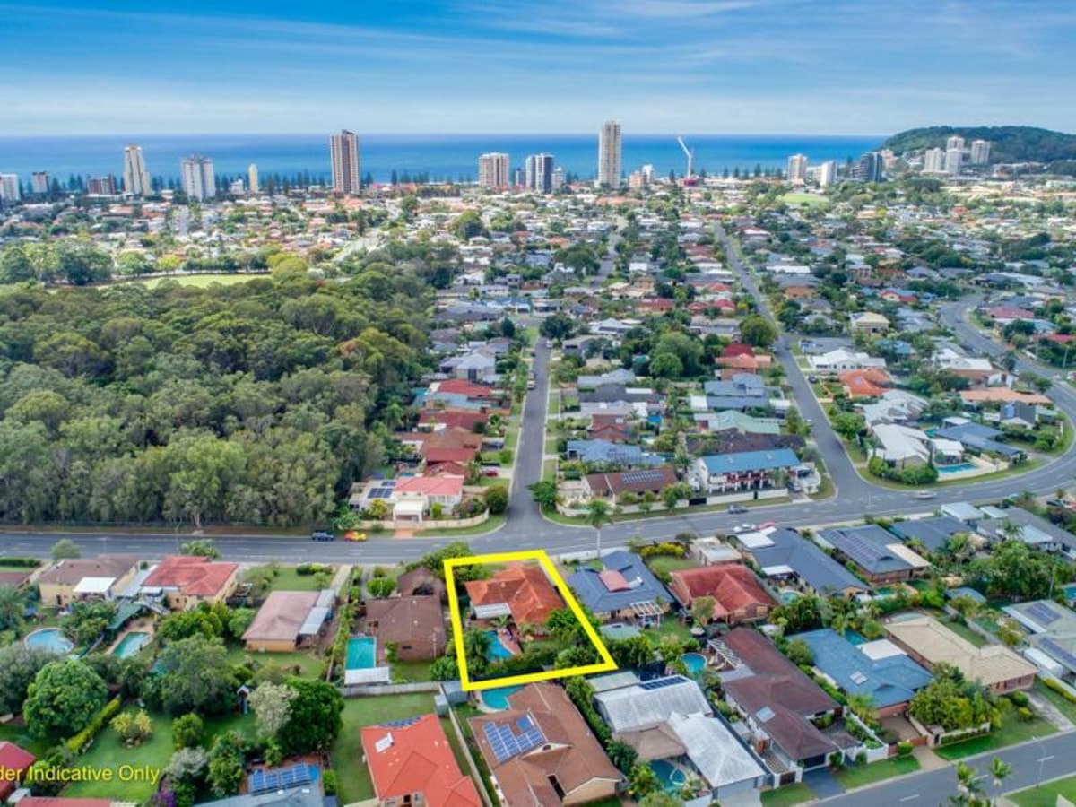 142 Burleigh Street, BURLEIGH WATERS, Burleigh Waters - Image 1