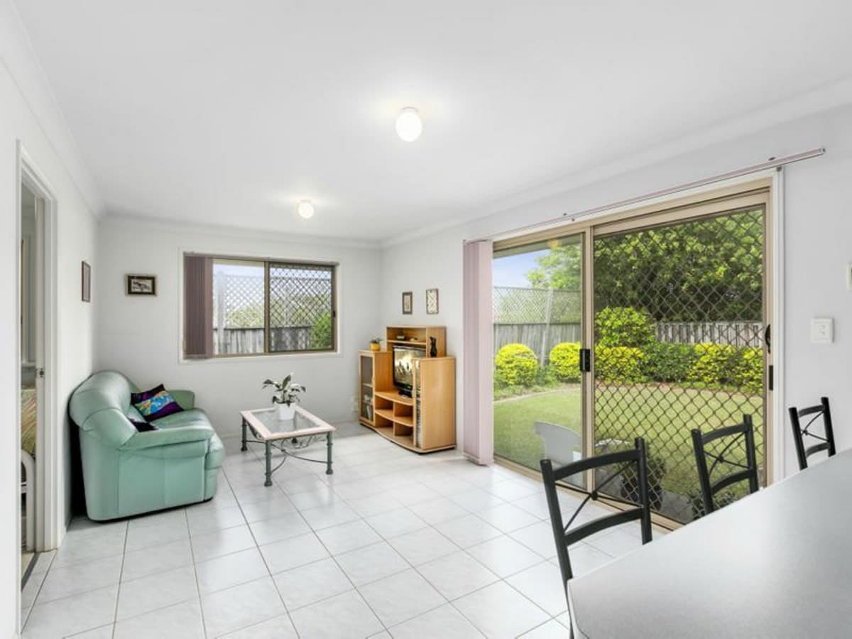 34 Galeen Drive, BURLEIGH WATERS, Burleigh Waters - Thumbnail 6