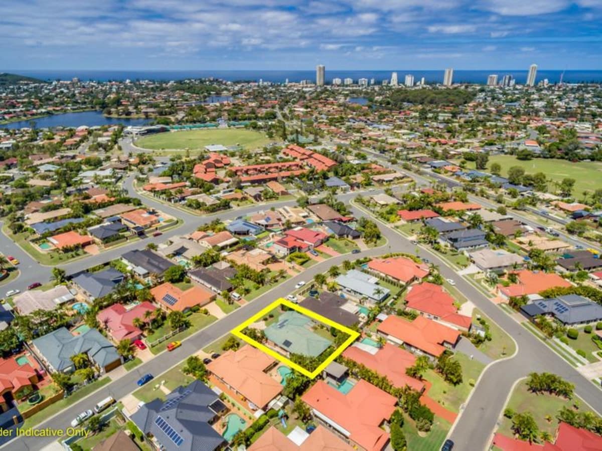 11 Gannet Street, BURLEIGH WATERS, Burleigh Waters - Thumbnail 4