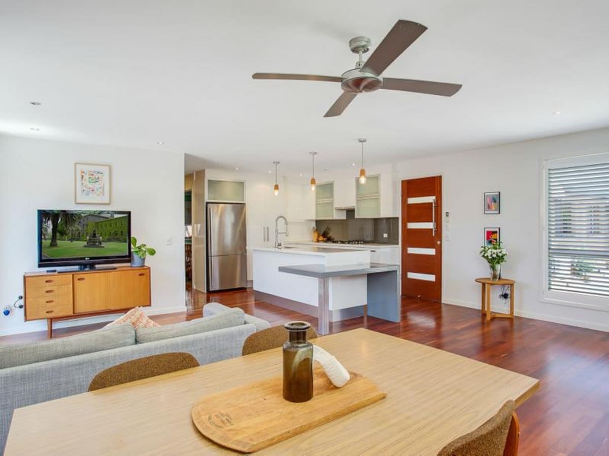 2/10 Cotinga Crescent, BURLEIGH WATERS, Burleigh Waters - Thumbnail 3