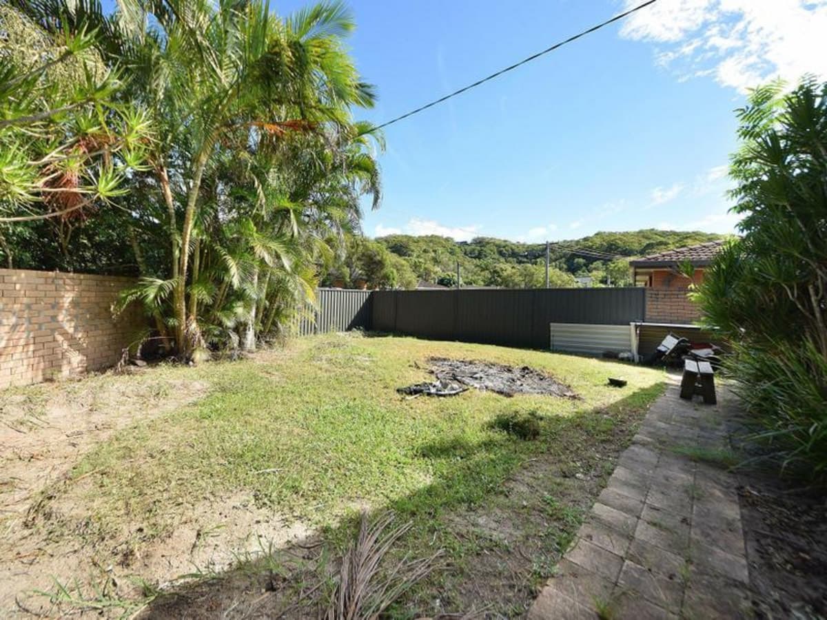 13 Tabilban Street, BURLEIGH HEADS, Burleigh Heads - Thumbnail 7