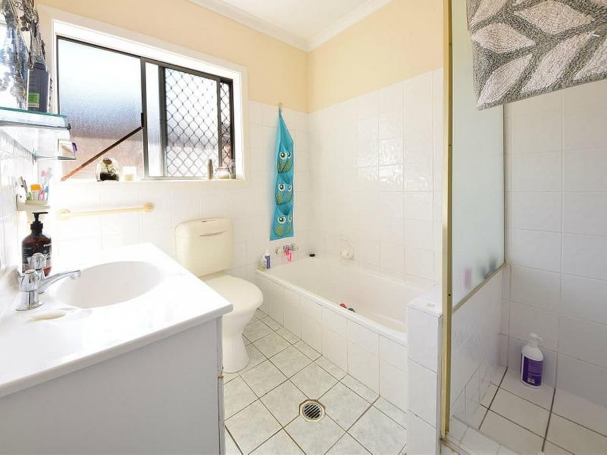 13 Tabilban Street, BURLEIGH HEADS, Burleigh Heads - Thumbnail 8