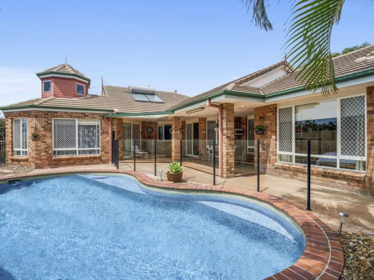 17 Sittella Crescent, BURLEIGH WATERS, Burleigh Waters - Thumbnail 4