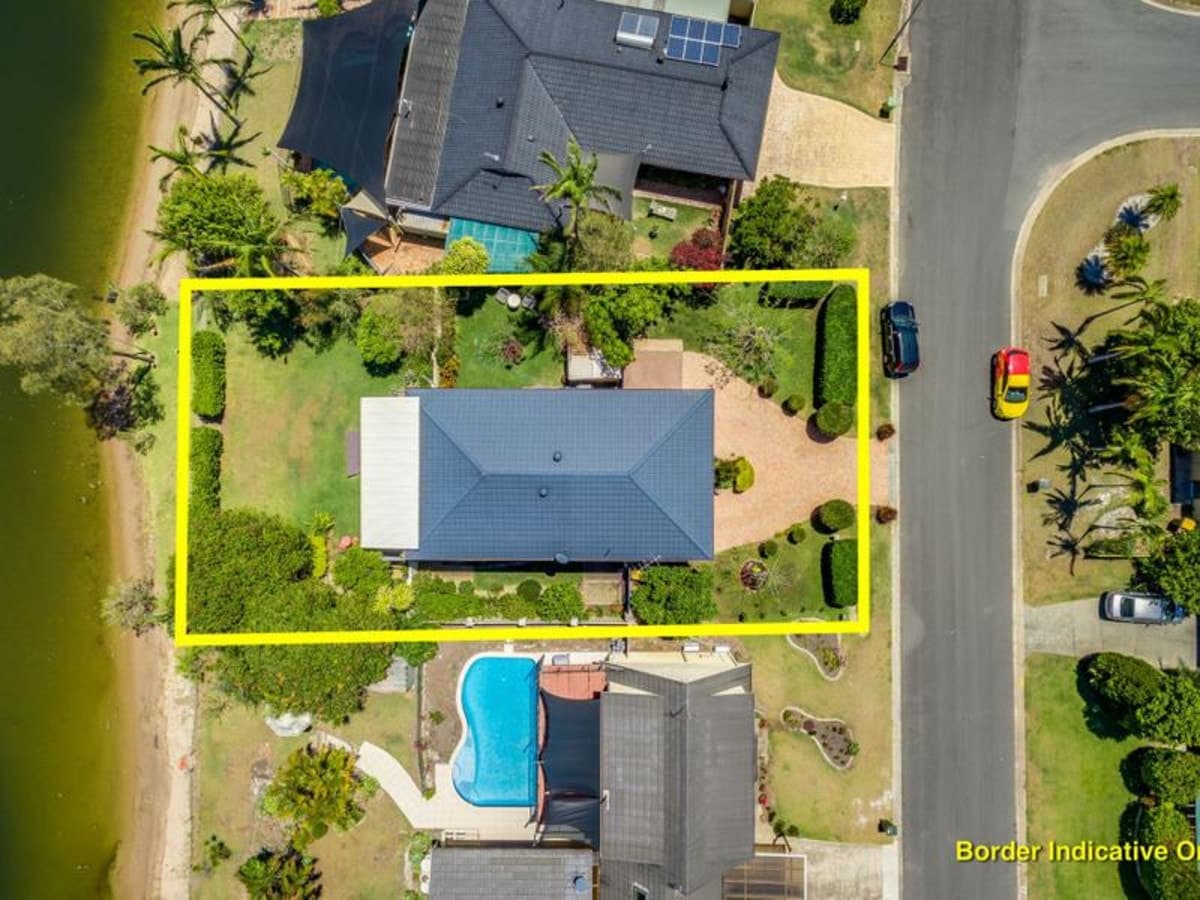 6 Spoonbill Court, BURLEIGH WATERS, Burleigh Waters - Thumbnail 2