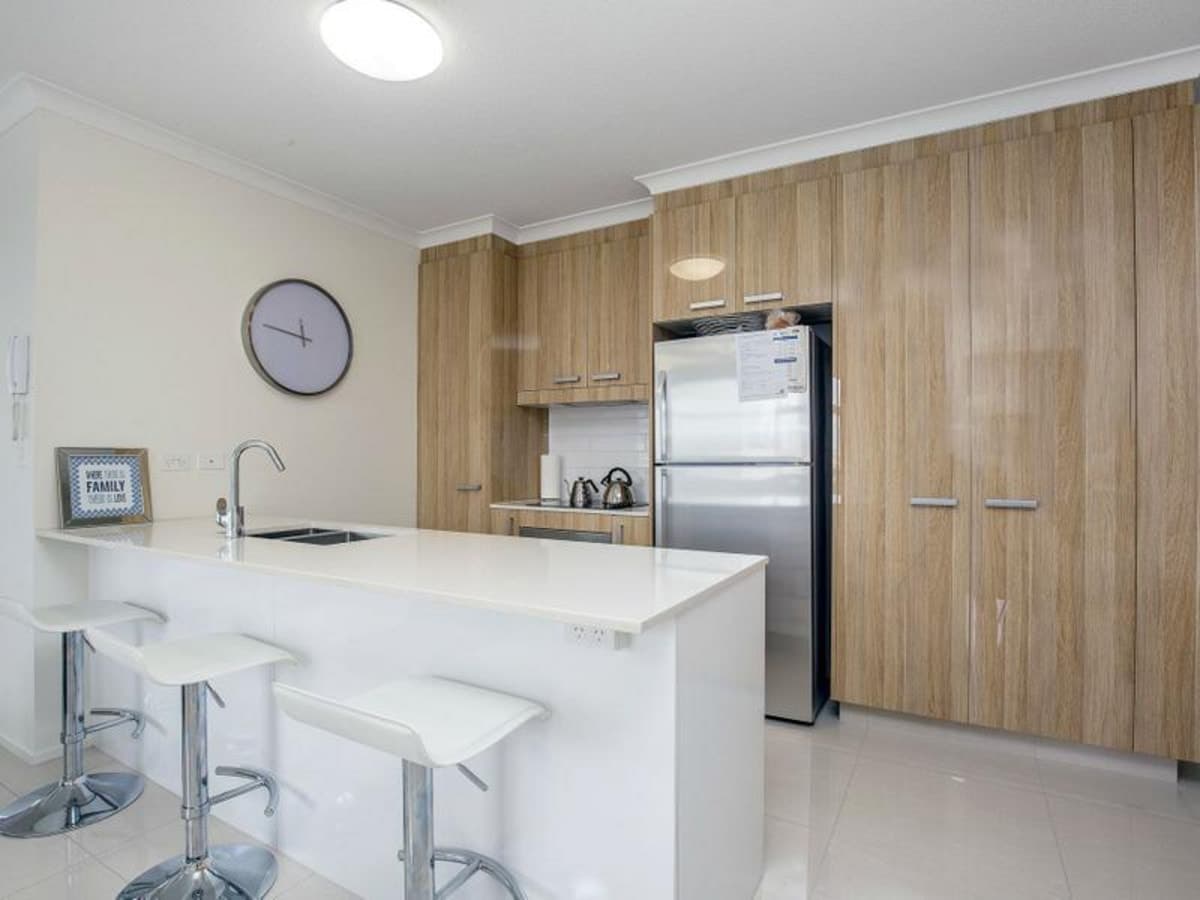 406/133 Scarborough Street, SOUTHPORT, Southport - Thumbnail 4