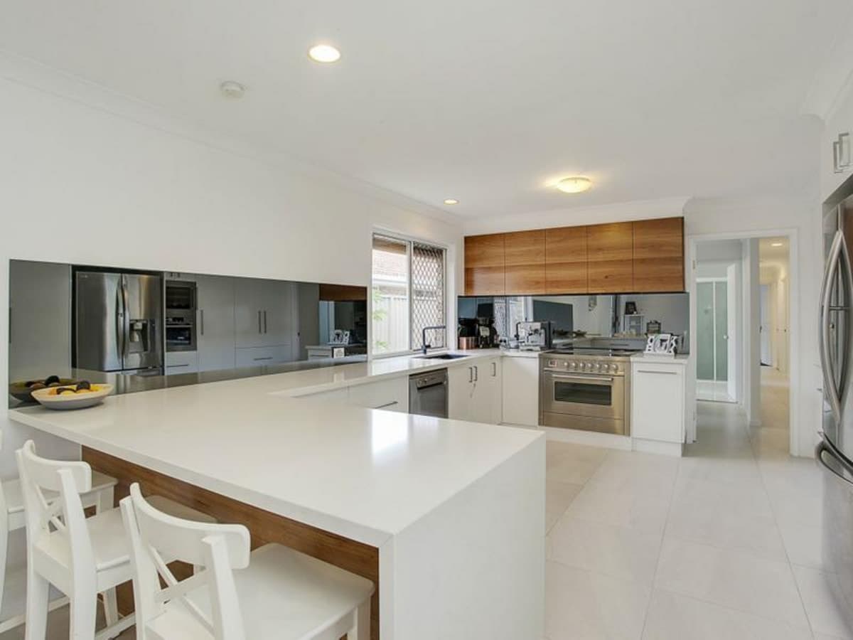 2 Whistler Drive, BURLEIGH WATERS, Burleigh Waters - Image 1