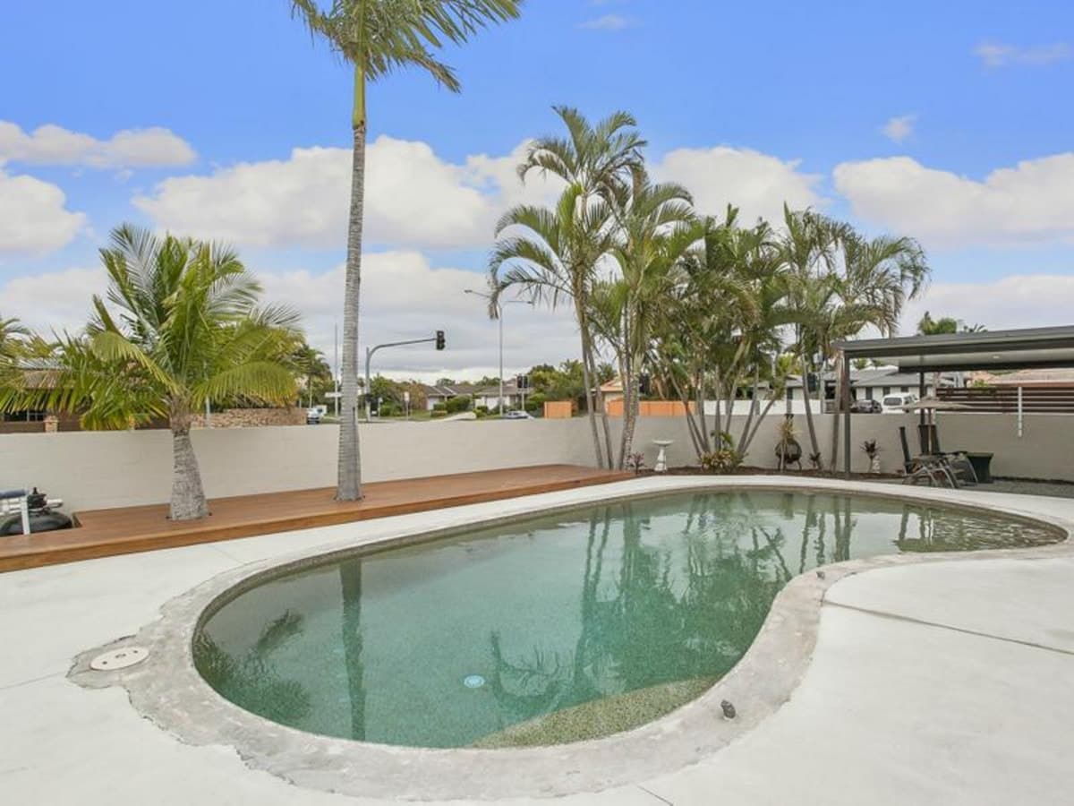 2 Whistler Drive, BURLEIGH WATERS, Burleigh Waters - Thumbnail 7