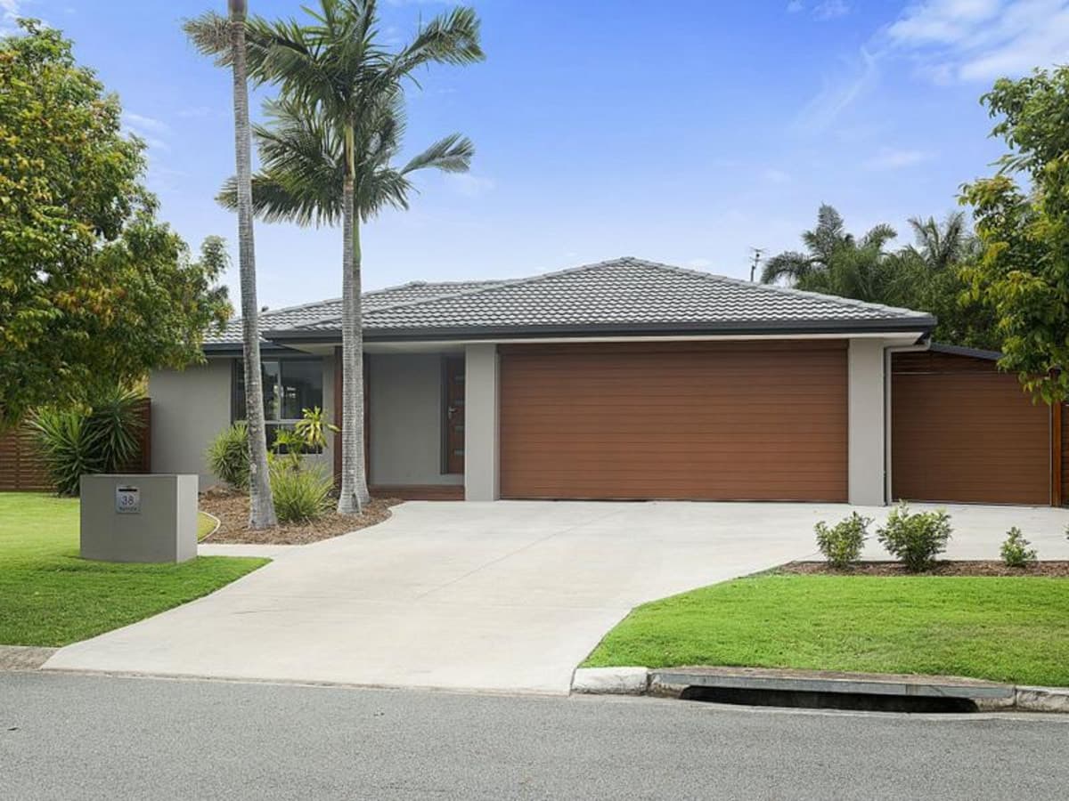 38 Razorbill Street, BURLEIGH WATERS, Burleigh Waters - Image 1