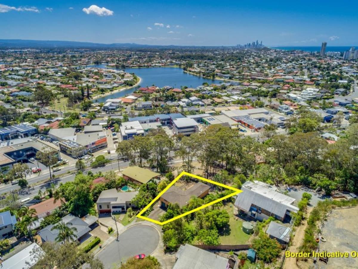 27 Timbertop Mead, BURLEIGH HEADS, Burleigh Heads - Thumbnail 3