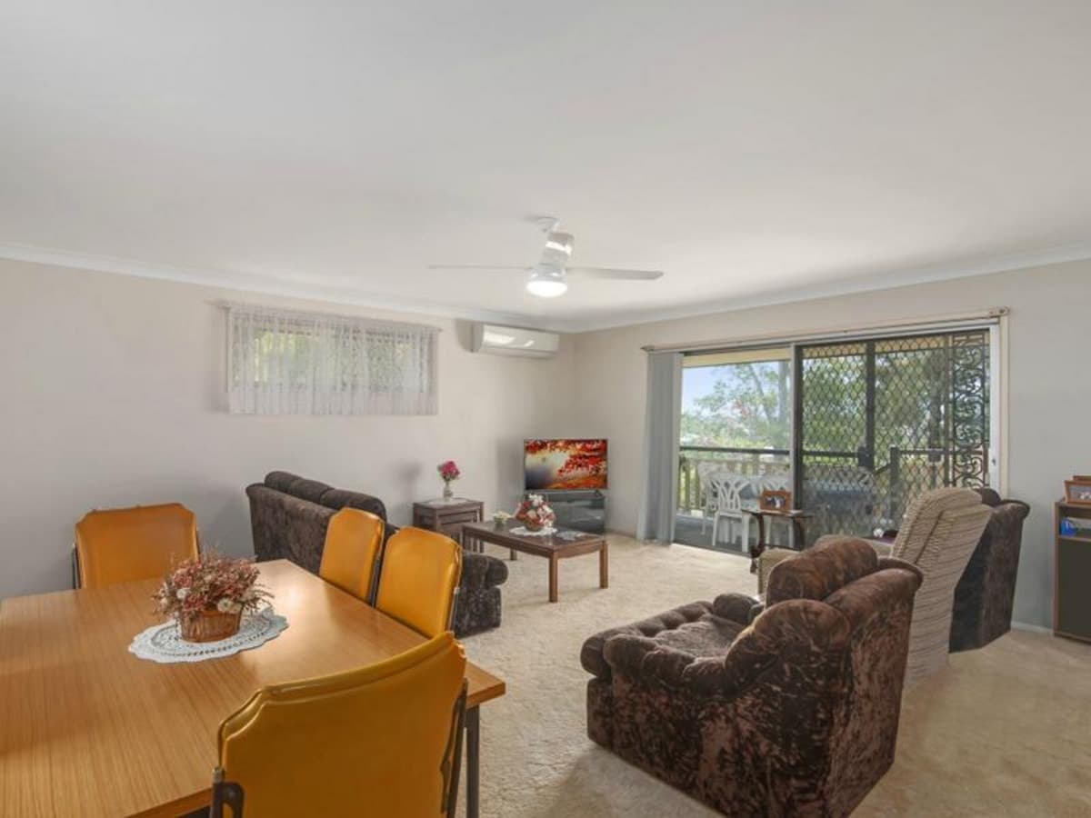27 Timbertop Mead, BURLEIGH HEADS, Burleigh Heads - Thumbnail 4