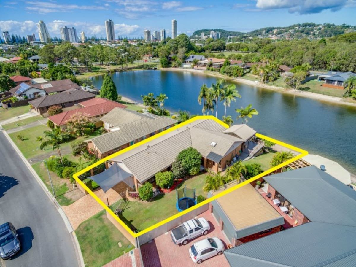 14 Penguin Parade, BURLEIGH WATERS, Burleigh Waters - Image 1