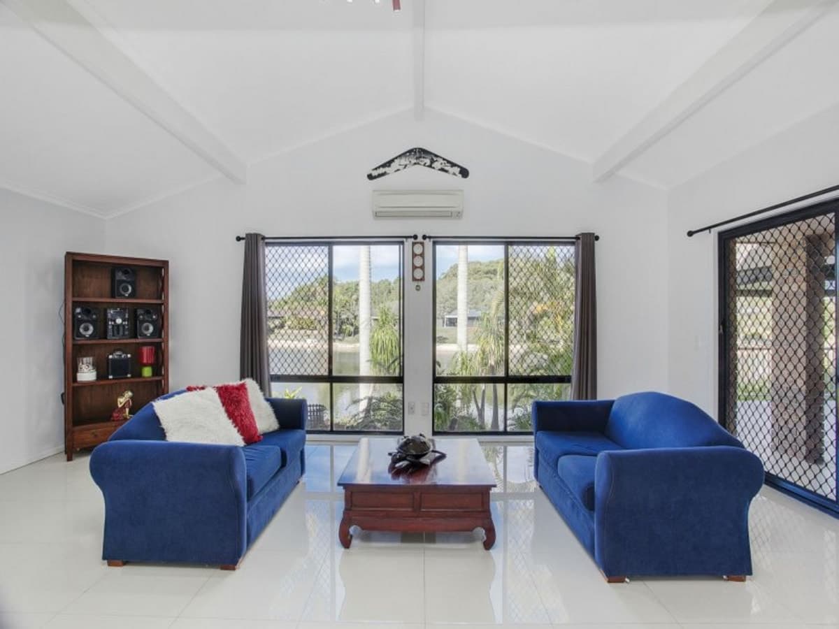 14 Penguin Parade, BURLEIGH WATERS, Burleigh Waters - Thumbnail 6