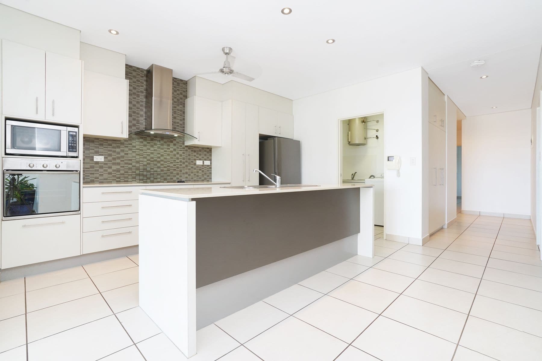 12/44 Mclachlan Street, Darwin City NT 0800, Darwin City - Thumbnail 3