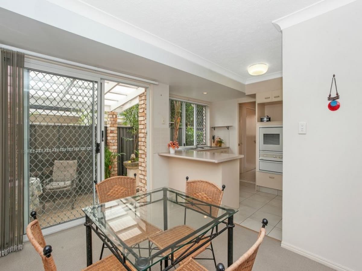 2/15 Cedar Court, BURLEIGH HEADS, Burleigh Heads - Thumbnail 5