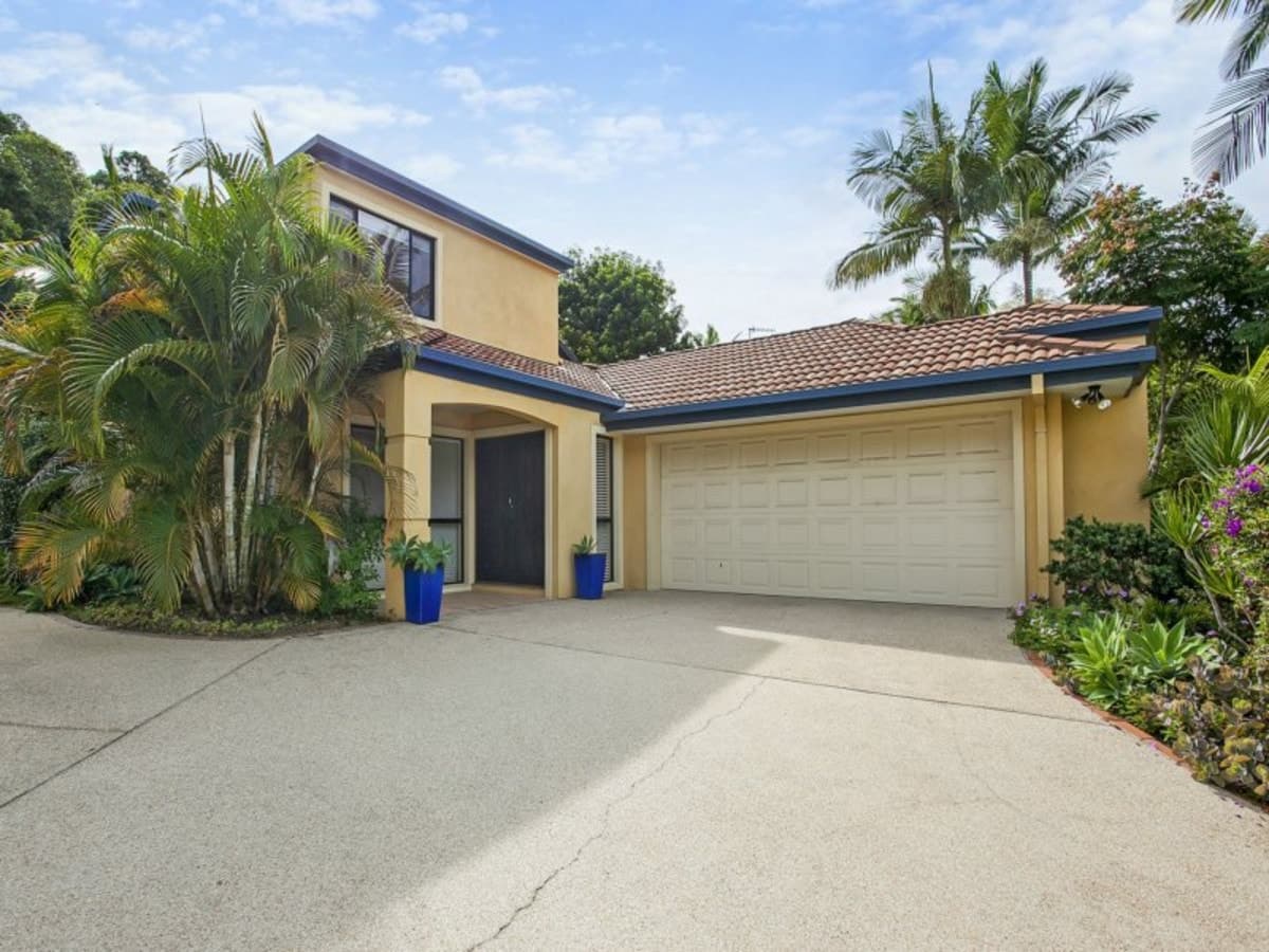 2/5 Karri Court, BURLEIGH HEADS, Burleigh Heads - Thumbnail 2