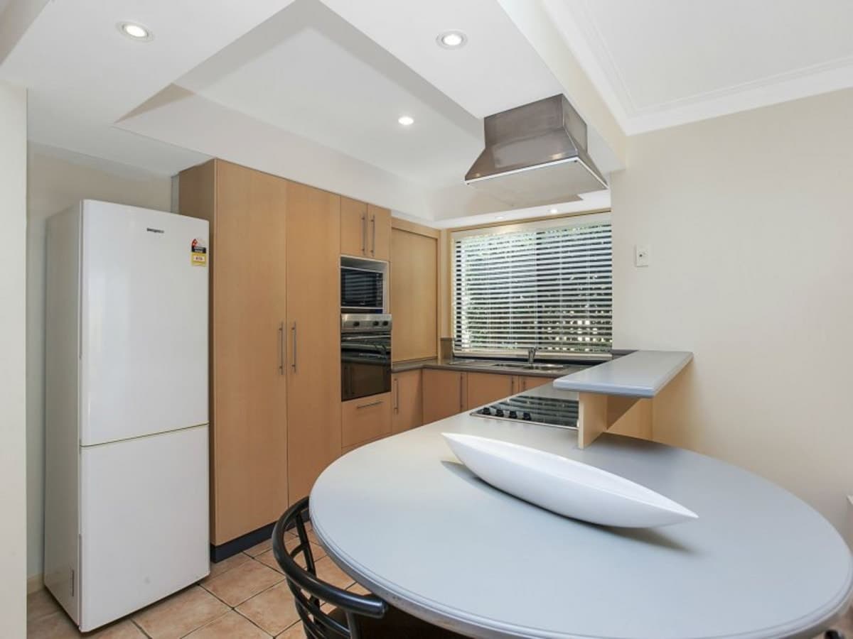 2/5 Karri Court, BURLEIGH HEADS, Burleigh Heads - Thumbnail 6