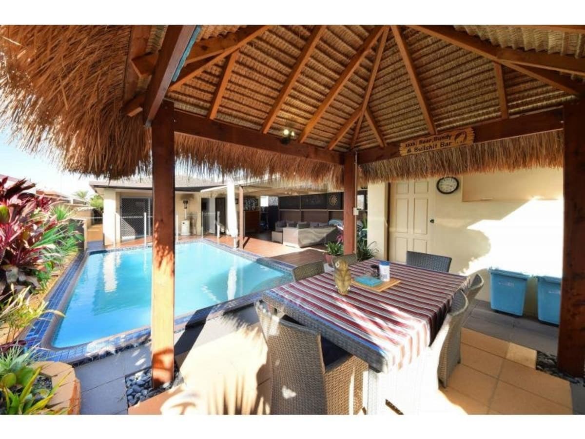 142 Nobby Parade, MIAMI, Miami - Thumbnail 2