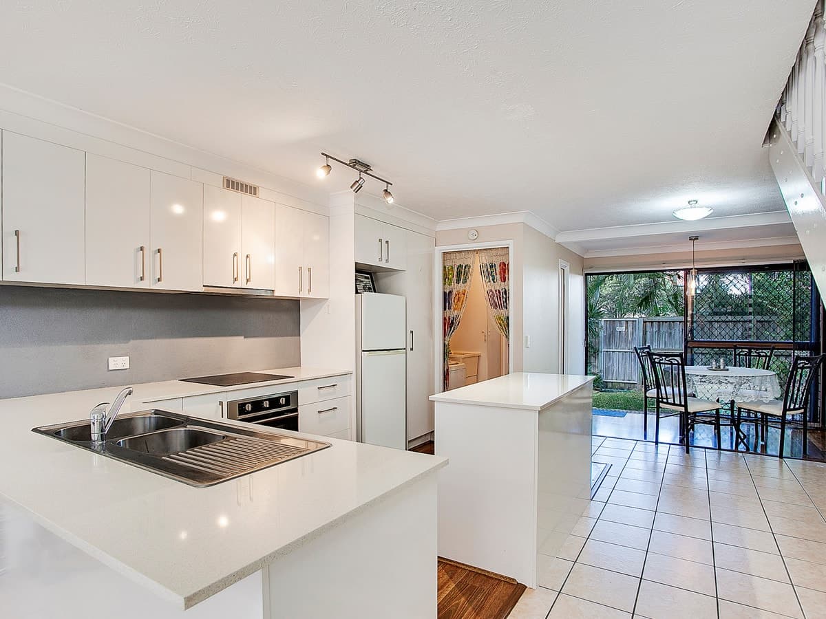 5/105 Christine Avenue, Burleigh Waters, Burleigh Waters - Image 1